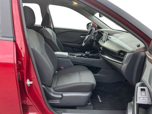 Used 2023 Nissan Rogue SV image 22