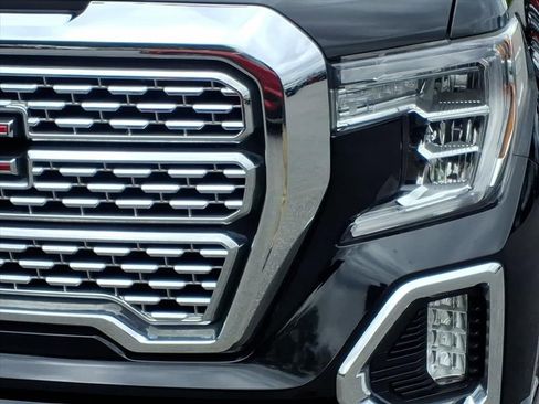 Used 2021 GMC Sierra 1500 Denali w/ Driver Alert Package II AWD/4WD image 8
