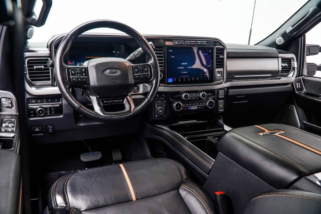 Used 2024 Ford F350 Platinum AWD/4WD image 23