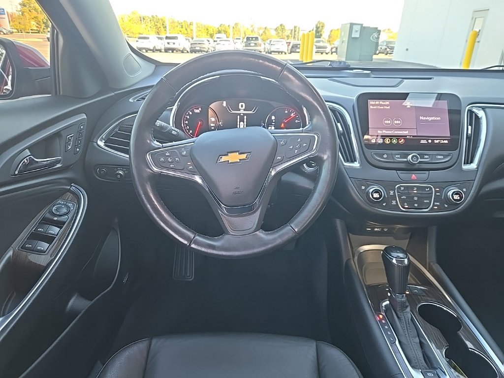 Used 2019 Chevrolet Malibu Premier w/ Sun and Wheel Package FWD image 40