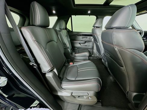 Used 2024 Honda Pilot TrailSport image 42