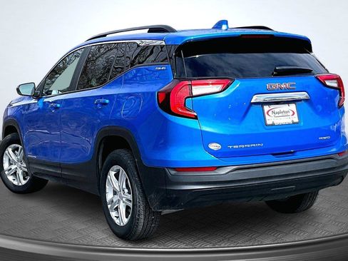 Used 2024 GMC Terrain SLE w/ Driver Convenience Package AWD/4WD image 13