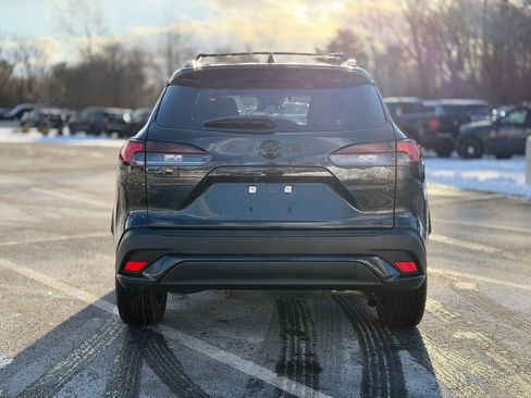 Used 2024 Toyota Corolla Cross AWD Hybrid image 5