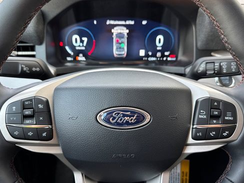 New 2026 Ford Explorer Active w/ Active Comfort Package image 24