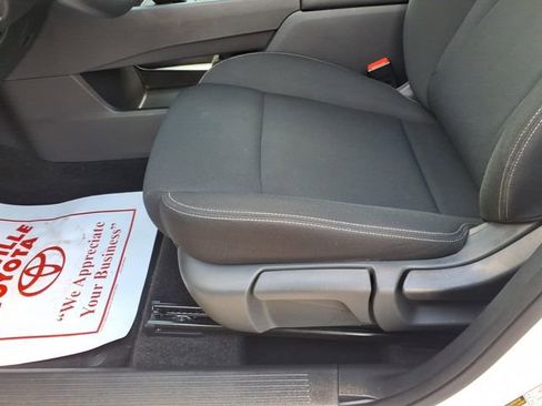 Used 2024 Nissan Rogue S FWD image 14
