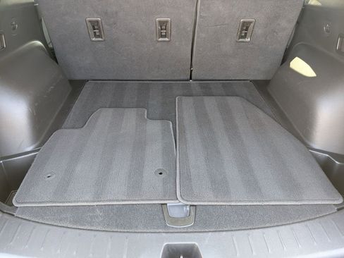 Used 2025 Chevrolet Blazer LT image 28