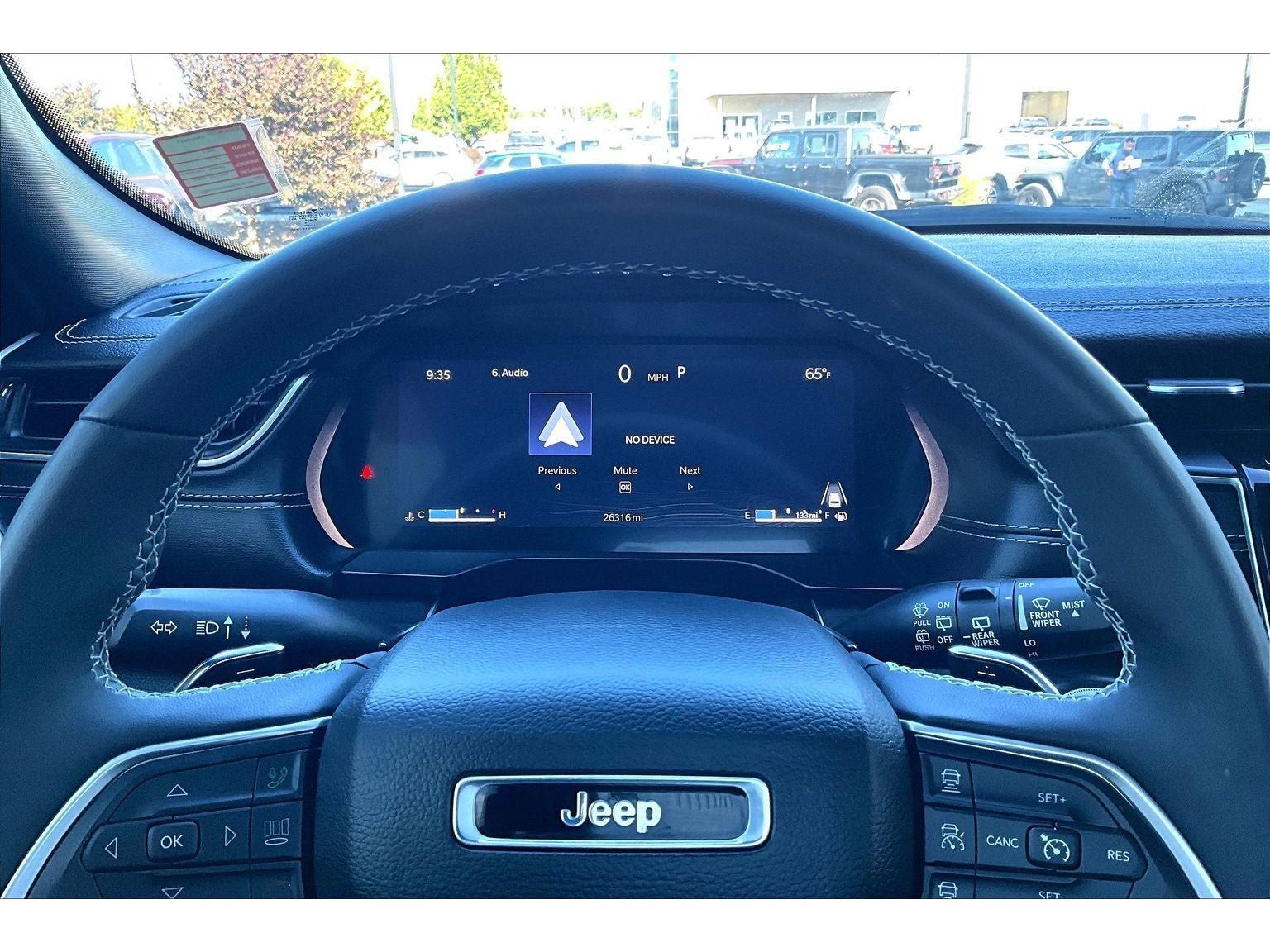 Used 2024 Jeep Grand Cherokee L Limited w/ Luxury Tech Group II AWD/4WD image 23