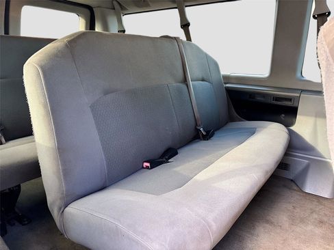 Used 2013 Ford E-350 and Econoline 350 XLT image 27