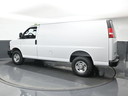 New 2025 Chevrolet Express 2500 w/ Driver Convenience Package image 15