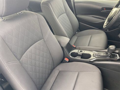 Certified 2025 Toyota Corolla LE image 13