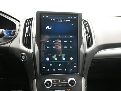 Used 2022 Ford Edge SEL AWD/4WD image 15