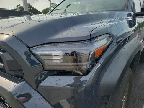 Used 2026 Toyota 4Runner SR5 AWD/4WD image 5