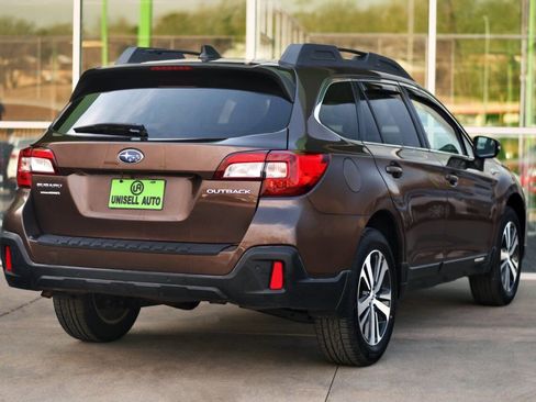 Used 2019 Subaru Outback 2.5i Limited w/ Popular Package #2 image 7