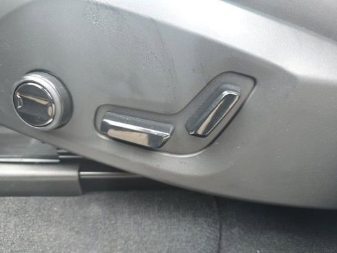 New 2026 Volvo XC90 B6 Plus w/ Protection Package Premier image 26