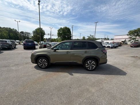 Used 2026 Subaru Forester Touring AWD/4WD image 15