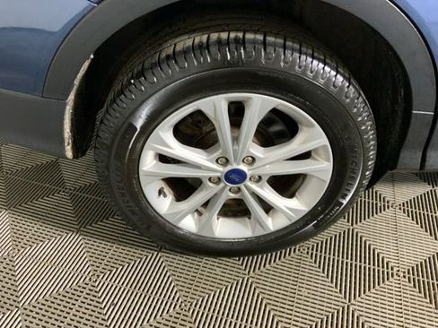 Used 2018 Ford Escape SE image 14