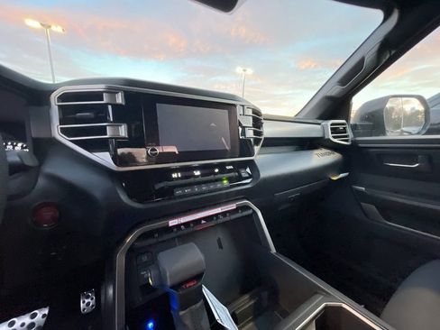 New 2026 Toyota Tundra SR5 image 7