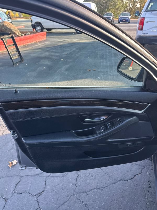 Used 2015 BMW 528i xDrive Sedan AWD/4WD image 21
