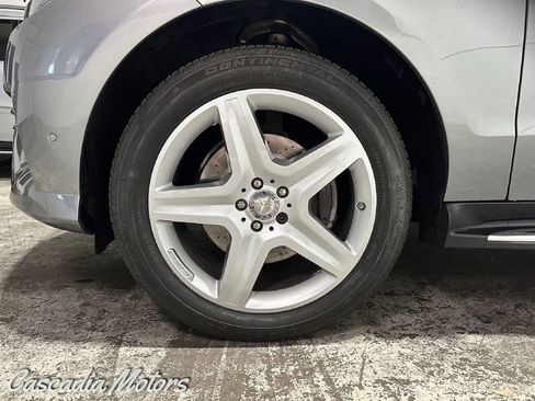 Used 2015 Mercedes-Benz ML 400 4MATIC image 30
