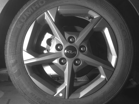 Used 2025 Kia K4 FWD image 15