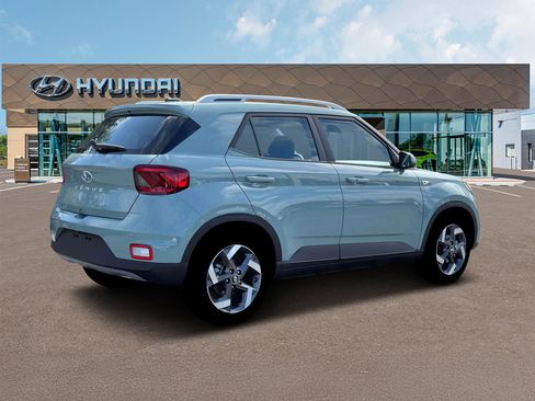 New 2026 Hyundai Venue SEL FWD image 8