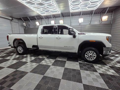 Used 2022 GMC Sierra 2500 SLE AWD/4WD image 9