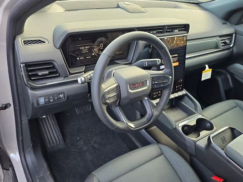 New 2026 GMC Terrain AT4 AWD/4WD image 17