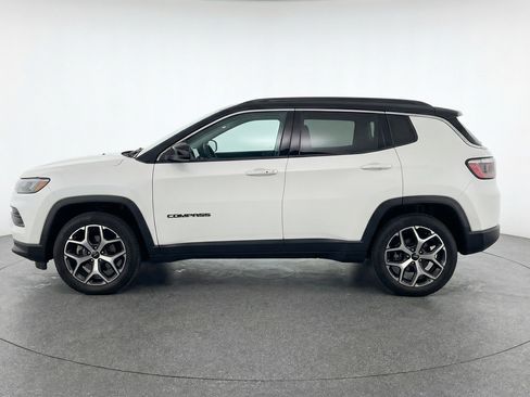 Used 2025 Jeep Compass Limited AWD/4WD image 5