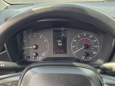 Used 2024 Toyota Corolla LE FWD image 29