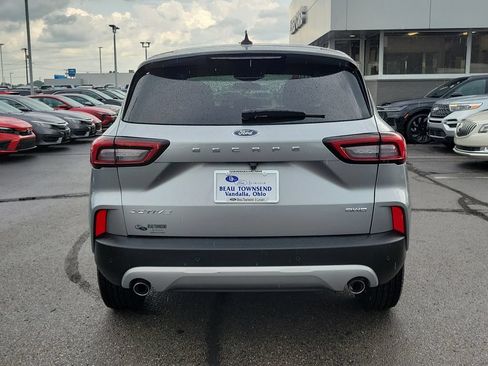 Used 2023 Ford Escape Active w/ Tech Pack #1 AWD/4WD image 5