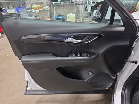 Certified 2023 Buick Envision Preferred image 27