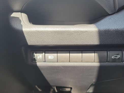 Used 2024 Toyota RAV4 XLE Premium FWD image 31