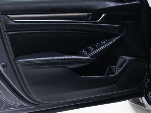 Used 2020 Honda Accord Sport image 15