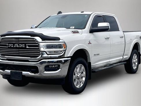 Used 2022 RAM 2500 Laramie AWD/4WD image 2