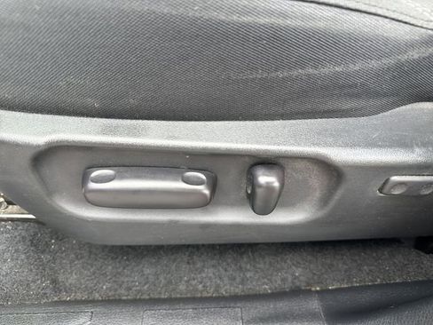 Used 2023 Toyota Tacoma TRD Off-Road image 16