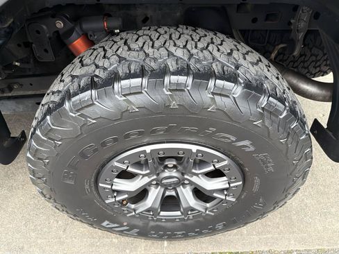 Used 2022 Ford F150 Raptor w/ Raptor 37 Performance Package AWD/4WD image 21