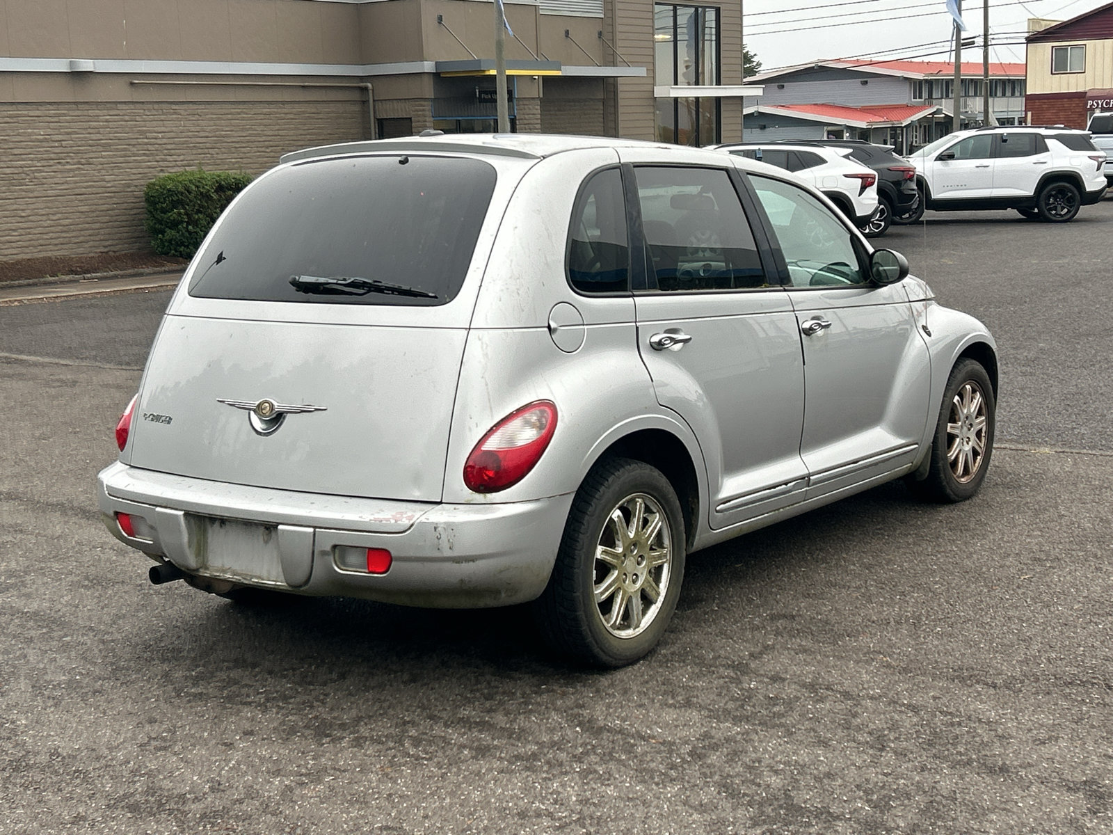 Used 2009 Chrysler PT Cruiser Touring FWD image 5