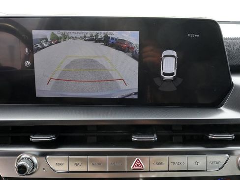 Used 2024 Kia Telluride S w/ S Sunroof Package FWD image 18