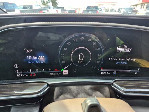 Used 2021 Cadillac Escalade ESV Premium Luxury w/ Driver Assist Tech Package image 42