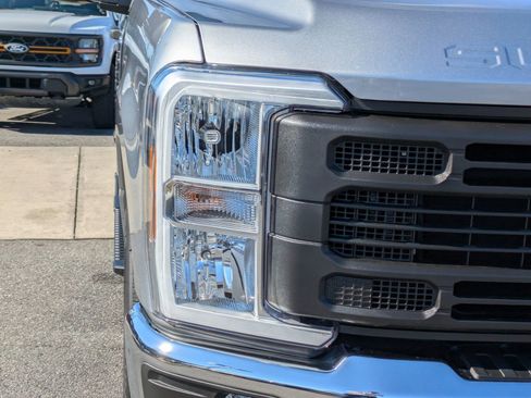 New 2026 Ford F250 XL RWD image 11