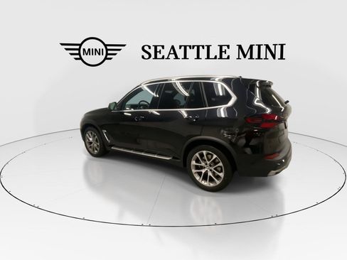 Used 2025 BMW X5 xDrive40i w/ Climate Comfort Package AWD/4WD image 8