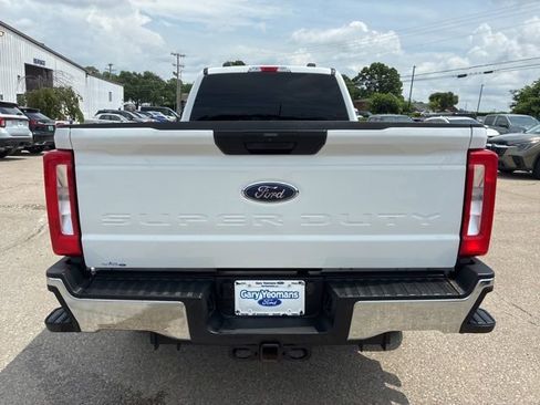 Used 2024 Ford F250 XLT AWD/4WD image 8