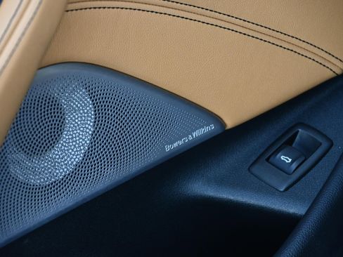 Used 2020 BMW M5 w/ Executive Package image 30