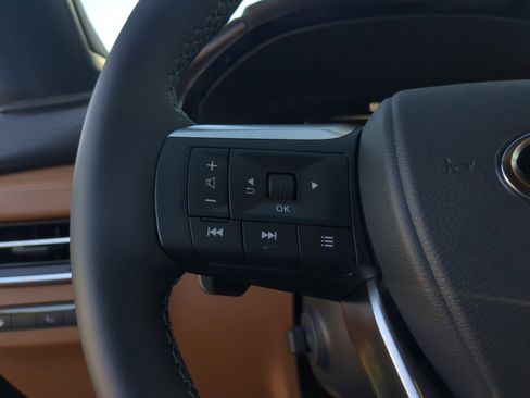 New 2026 INFINITI QX60 Autograph w/ Dark Cargo Package image 14