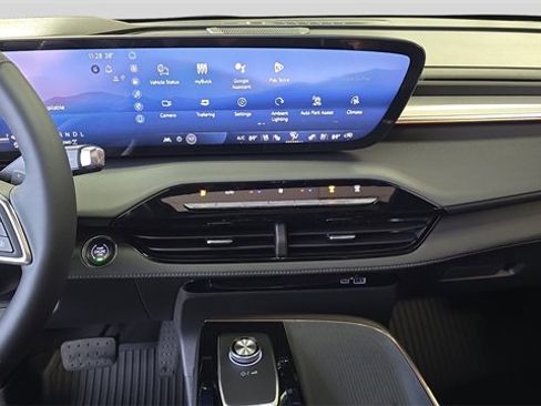 New 2026 Buick Enclave Avenir w/ Super Cruise Package image 19