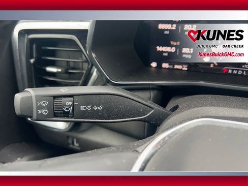 Used 2024 GMC Canyon Elevation w/ Convenience Package image 19