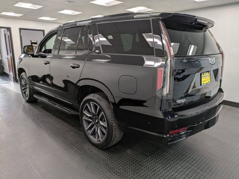 Used 2024 Cadillac Escalade Sport image 6