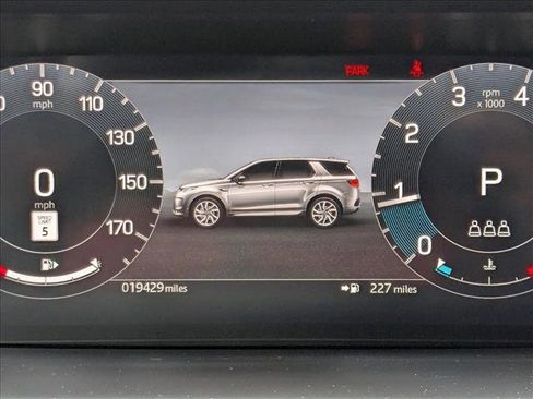 Certified 2024 Land Rover Discovery Sport S image 11