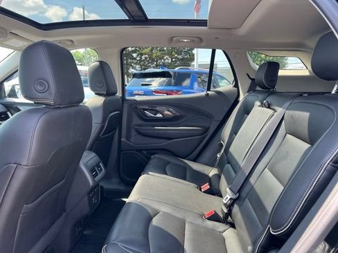 Used 2020 GMC Terrain Denali w/ Denali Premium Package AWD/4WD image 16