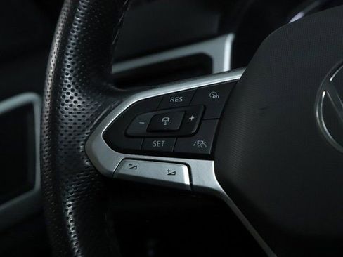 Used 2021 Volkswagen Atlas Cross Sport SEL R-Line w/ Luggage Net & Mats Package image 21